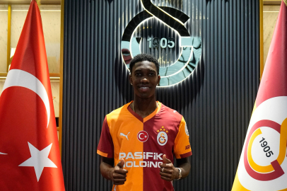 Yaser Asprilla, Galatasaray'ın 9. Kolombiyalı Futbolcusu Oldu