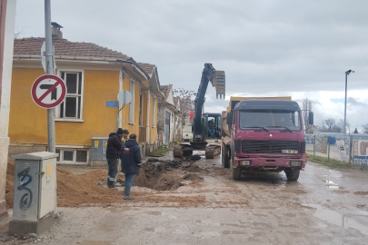 Darülhadis Caddesi Trafiğe Kapandı
