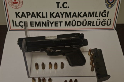 Kapaklı'da 2 Ruhsatsız Tabanca Ele Geçti