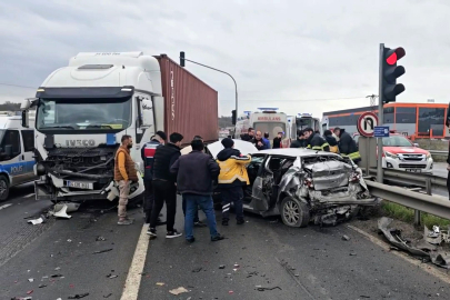Çerkezköy’de Tır Otomobile Arkadan Çarptı: 3 Yaralı