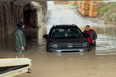 Edirne’de Can Pazarı: Araçta Mahsur Kaldılar