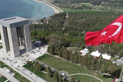 Çanakkale’de Yağışlı ve Rüzgarlı Bir Cuma Günü