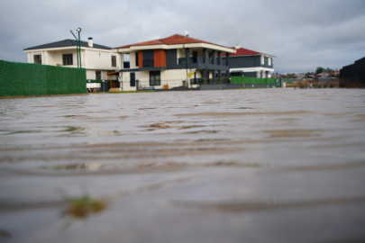 Edirne'de Milyonluk Villalar Sular Altında Kaldı