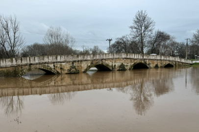 Yağmurlar Nehirlere Yaradı