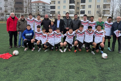 Başkan Özden, U-15 Gelişim Ligi Karşılaşmasını Takip Etti