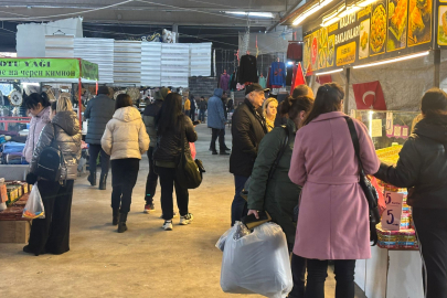 Cumartesi Pazarı Hareketli Başladı