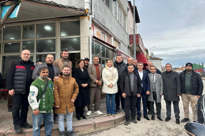 Milletvekili Aksal, Yıldırım Meydanı’nda Vatandaşlarla Buluştu