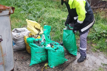 Muratlı Belediyesi İlçe Genelinde Temizlik Çalışmalarını Sürdürüyor