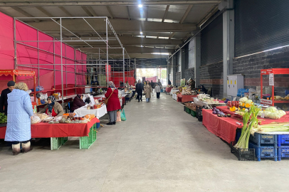 Edirneli Pazar Esnafı: "Tezgah Açıyoruz ama Alıcı Yok"