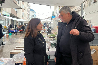 Fatma Aksal Keşan Pazarında Esnafla Buluştu