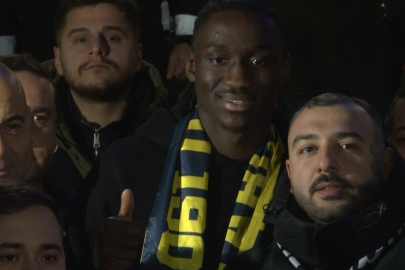 Fenerbahçe'nin Yeni Transferi Sidiki Cherif, İstanbul'da