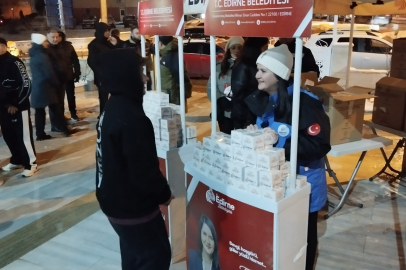 Edirne Belediyesi’nden Kandil Simidi İkramı