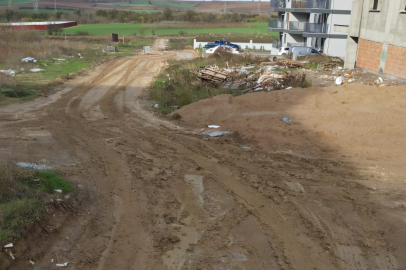 O Sokağın Sakinleri Yolları İçin Çözüm Bekliyor