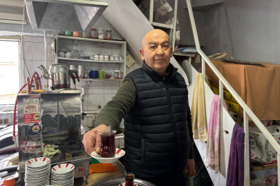 Bu Kıraathanede Çay 5 Lira