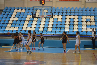 U-14 Kızlar’da 3. Gün Geride Kaldı