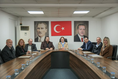 Belgin İba Belediye Meclis Üyeleriyle Toplantı Yaptı