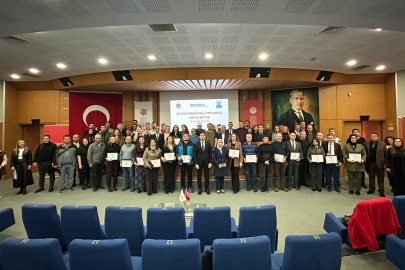 Çanakkale’de “Dezenformasyonla Mücadele: Eğiticinin Eğitimi Programı” Düzenlendi