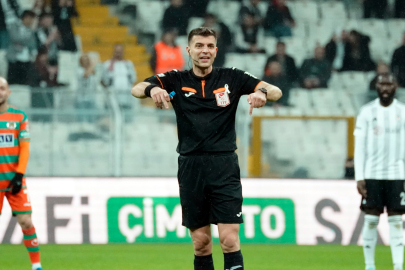 Beşiktaş - Alanyaspor Maçının VAR'ı Ümit Öztürk Oldu