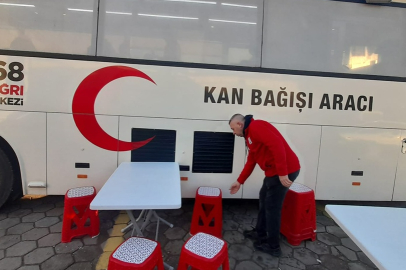 Gelibolu’da Kızılay’ın Kan Bağışı Kampanyasına Destek