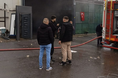 İş Yerinde Çıkan Yangın Söndürüldü