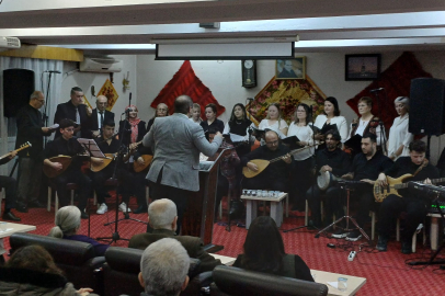 Mübadele Türküleri Huzurevinde Yankılandı