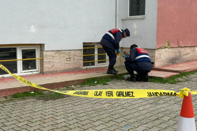 Tekirdağ'da Okulun 4. Katından Düşen Öğrenci Ağır Yaralandı