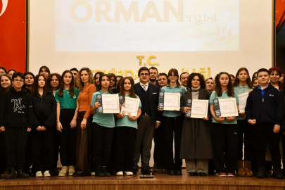 Tekirdağ'da Orman Sergisine Katkı Sunan Öğretmen ve Öğrencilere Belge Verildi