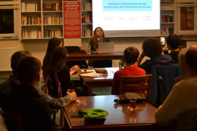 Sıdal, Ergenlikte Beslenmeyi Anlattı