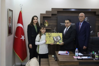 Vize’de Öğrenciden Kaymakam Balaban’a Anlamlı Hediye