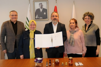 Lalapaşa’da Kadın Emeği Bal Üretime Kazandırılıyor