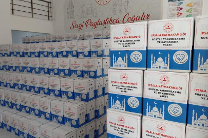İpsala Kaymakamlığı’ndan 1200 Aileye Gıda Desteği
