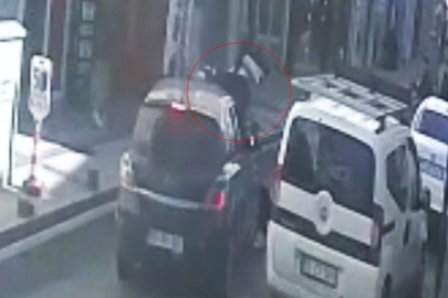 Tekirdağ'da Ters Yönden Caddeye Giren Otomobille Motosikletin Çarpıştığı Anlar Kamerada