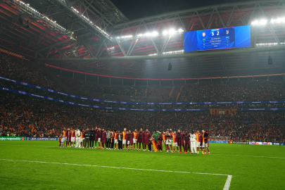 Galatasaray'dan, UEFA Şampiyonlar Ligi'nde İlk