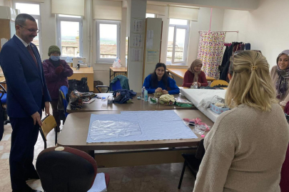 Kaymakam Özderin’den “Giysi Tadilatçısı” Kursuna Ziyaret