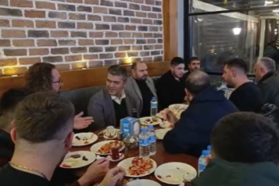 AK Parti Tekirdağ Teşkilatı Teşkilatı Yöneticileri Sahurda Üniversitelilerle Bir Araya Geldi