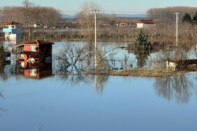 Bosnaköy’de Bağ Evleri Suya Teslim