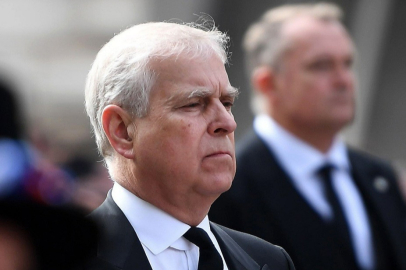 Eski Prens Andrew, Kamu Görevini Kötüye Kullanma Şüphesiyle Gözaltına Alındı