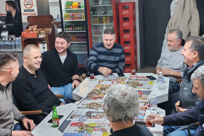 Başkan Derya Bulut Kahvehanede Vatandaşlarla Buluştu