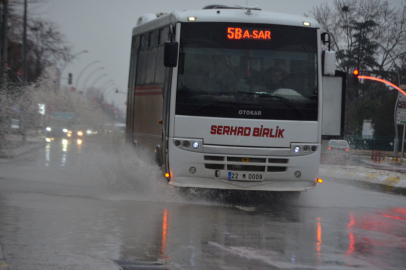 Edirne’de Yağmur Etkili Oluyor