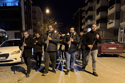 Tekirdağlılar Sahura Belediye Bandosuyla Kalktı