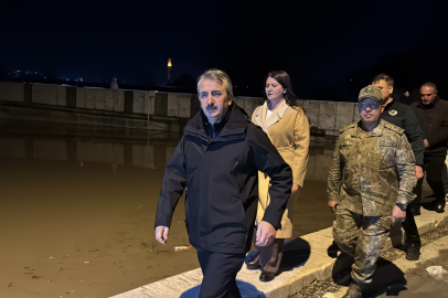 Edirne'de Taşkın Riski Nedeniyle Tunca Köprüsü Trafiğe Kapatılacak