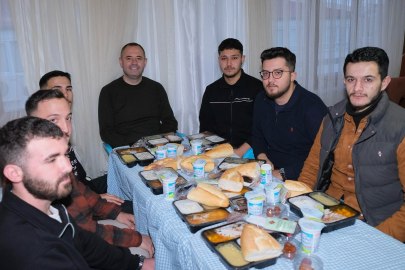 Başkan Bulut Öğrencilerle İftar Sofrasında Buluştu