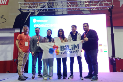Bilim Yunusemre İzmir'den 3 Ödülle Döndü