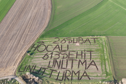 Kırklareli'nde Çiftçi Tarlasına "Hocalı'yı Unutma" Mesajı Yazdı