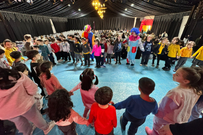 Gündüz Eğlence, Gece Maneviyat
