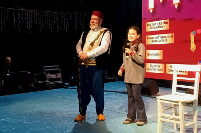 Vali Sezer'den Miniklere Hediye Çeki