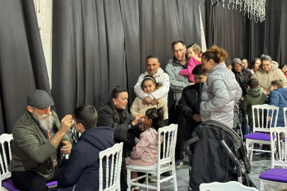 Gündüz Yüzler Boyandı, Gece İlahiler Yankılanacak