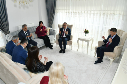 Vali Recep Soytürk Şehit Akın Acar’ın Ailesini Ziyaret Etti