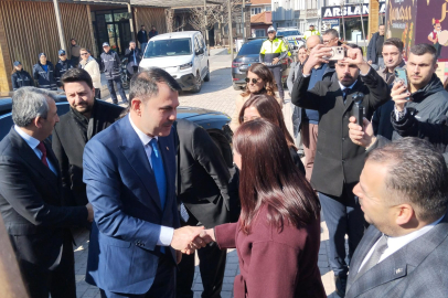 Bakan Kurum Cuma’yı Selimiye’de Kıldı