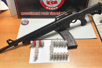 Halının İçerisine Gizlenmiş Av Tüfeği Ele Geçirildi